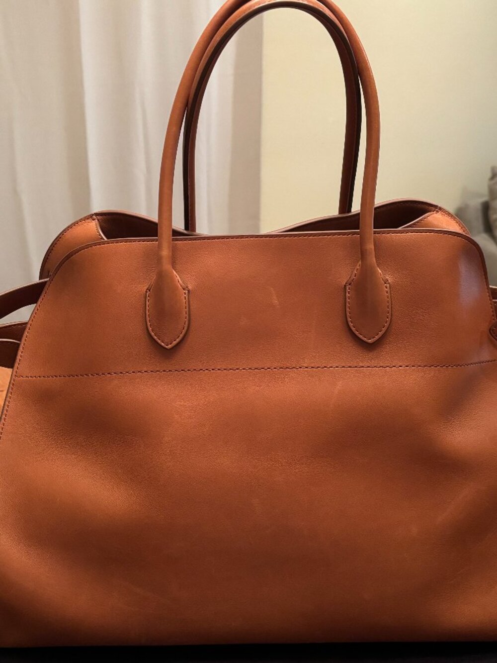 The Row Polished Saddle Calfskin Margaux 17 CUIR